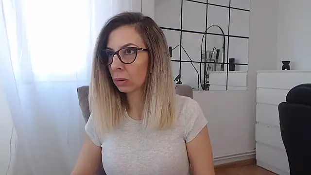 SukyGirl online show from 01.27.25