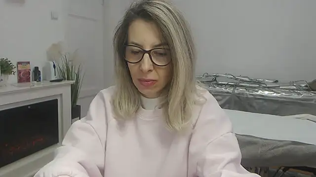 SukyGirl online show from 02.25.25