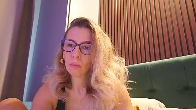 SukyGirl online show from 11.27.25