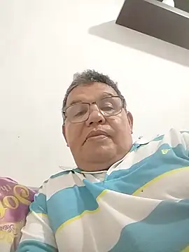 Snapshot of catatunboculion chatting on 05.19.26 catatunboculion online show from 05.19.26