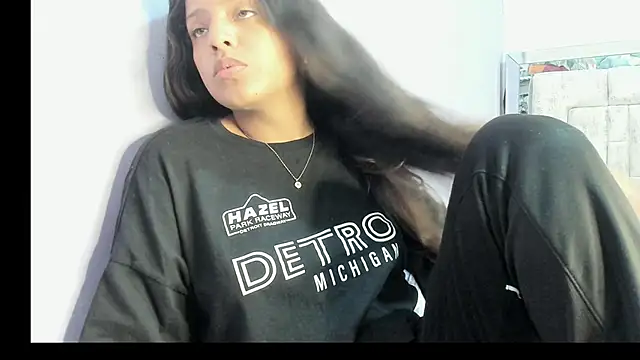 Snapshot of ReisheII_Andersom chatting on 11.07.25 ReisheII Andersom online show from 11.07.25