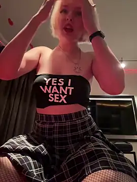 Snapshot of XMelissaX chatting on 02.22.26 XMelissaX online show from 02.22.26