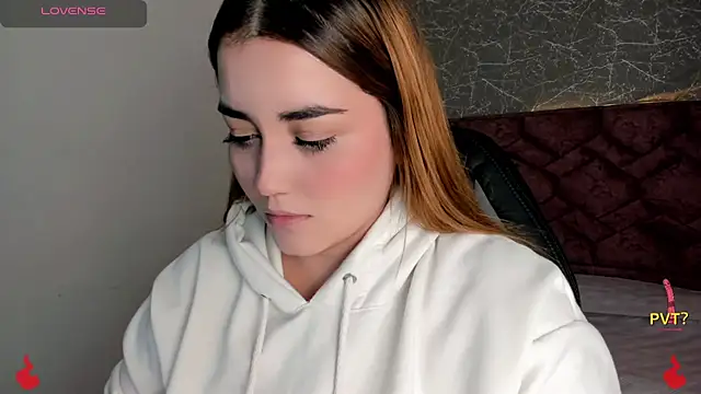 Lucia star   online show from 01.09.25