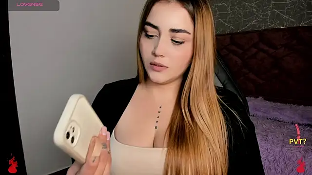 Lucia star   online show from 01.16.25