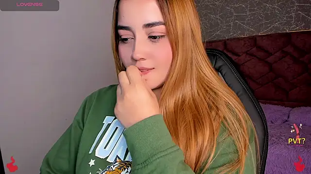 Lucia star   online show from 01.23.25