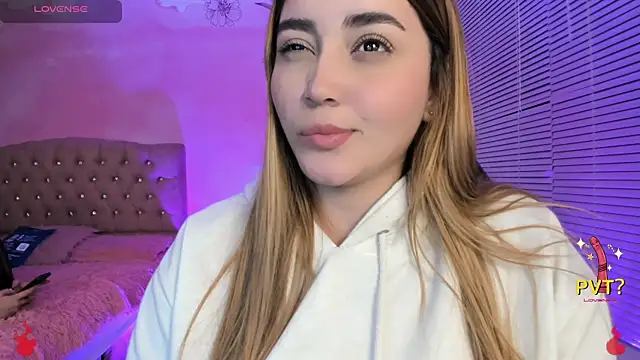 Lucia star   online show from 02.18.25