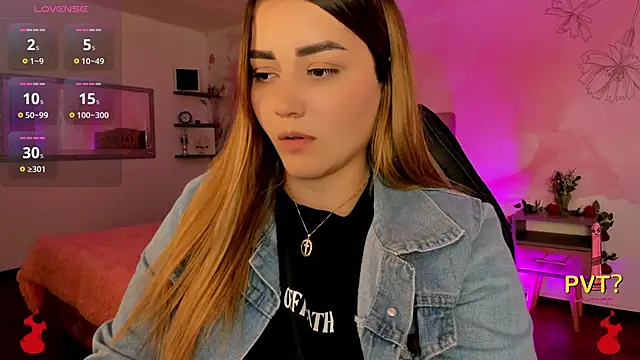 Lucia star   online show from 03.19.25