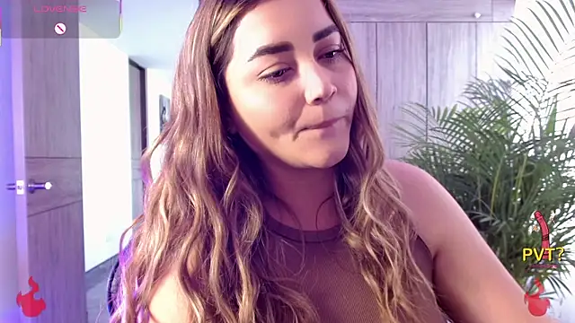 Lucia star   online show from 01.08.26