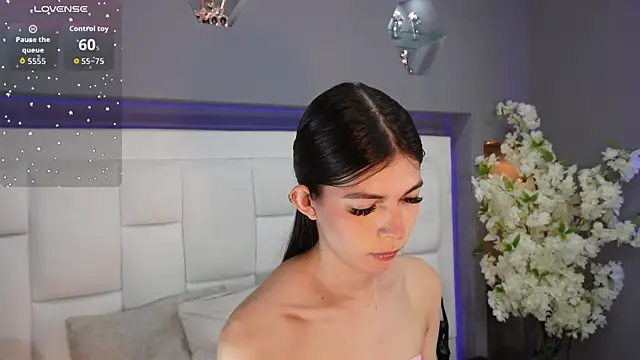 Snapshot of CuteAri chatting on 01.06.26 CuteAri online show from 01.06.26