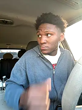 Snapshot of Festivitiesking1 chatting on 11.05.25 Festivitiesking1 online show from 11.05.25