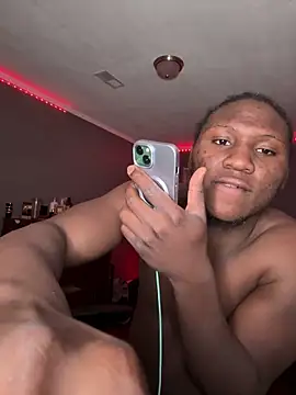 Snapshot of Festivitiesking1 chatting on 05.19.26 Festivitiesking1 online show from 05.19.26