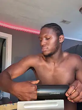 Snapshot of Festivitiesking1 chatting on 06.15.26 Festivitiesking1 online show from 06.15.26