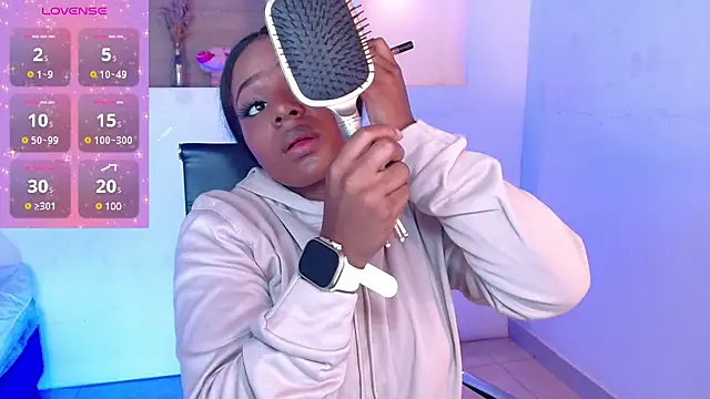 Snapshot of IvyBliss8 chatting on 02.10.25 IvyBliss8 online show from 02.10.25