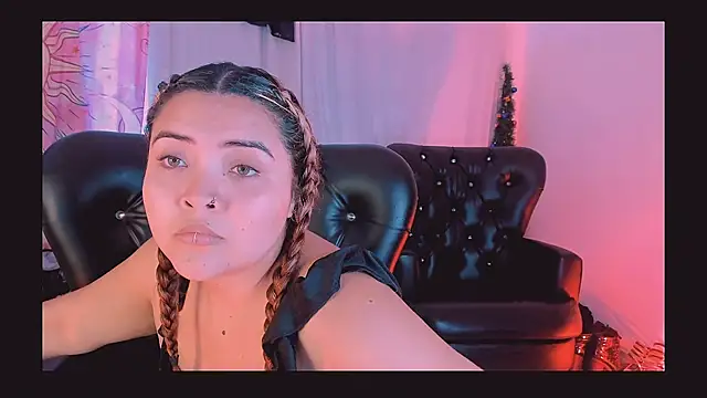 Agatha humidity online show from 03.11.25