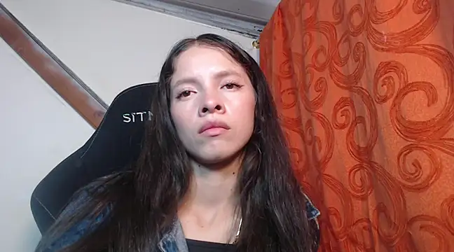 Snapshot of sweetdam12 chatting on 01.30.25 sweetdam12 online show from 01.30.25