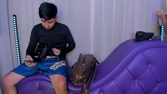 Yourslust  online show from 02.12.26