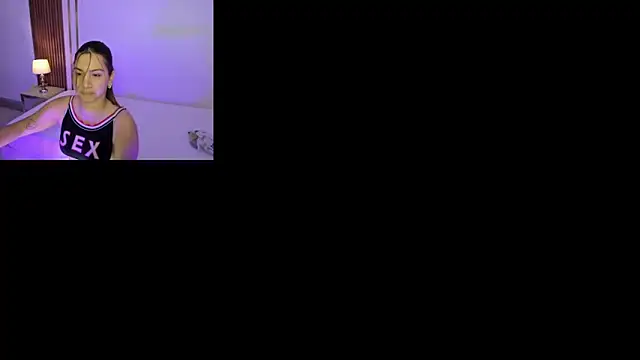 Snapshot of CamilaVegas_ chatting on 05.08.26 CamilaVegas online show from 05.08.26