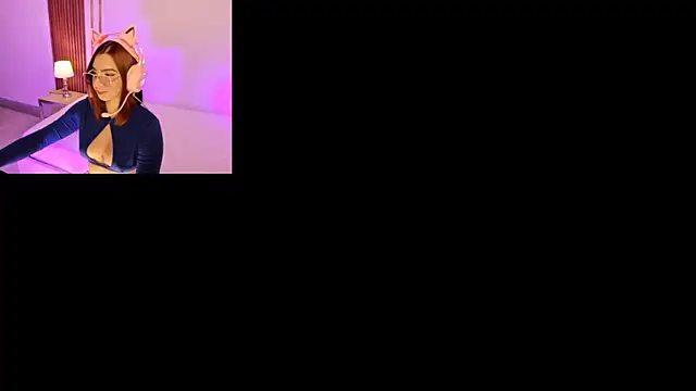 Snapshot of CamilaVegas_ chatting on 07.28.26 CamilaVegas online show from 07.28.26