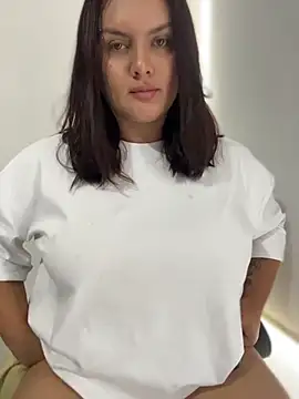 Snapshot of SabrinaVega chatting on 06.07.26 SabrinaVega online show from 06.07.26
