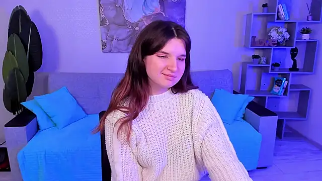 Snapshot of BonneyLove chatting on 02.03.25 BonneyLove online show from 02.03.25