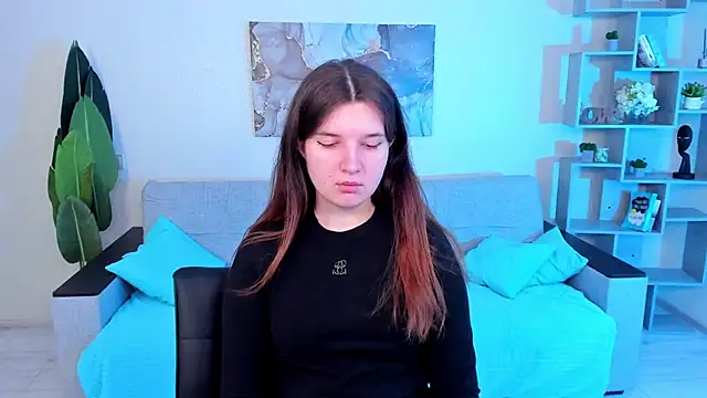 Snapshot of BonneyLove chatting on 03.03.25 BonneyLove online show from 03.03.25