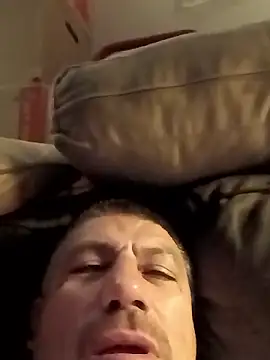 Snapshot of B_DOGG69 chatting on 12.02.24 B DOGG69 online show from 12.02.24