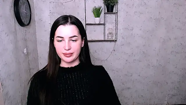 Snapshot of DivaKaily_ chatting on 12.15.24 DivaKaily online show from 12.15.24