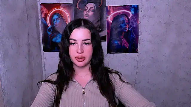 Snapshot of DivaKaily_ chatting on 10.05.25 DivaKaily online show from 10.05.25