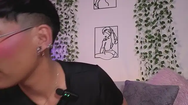 MiaMorgan  online show from 05.05.26