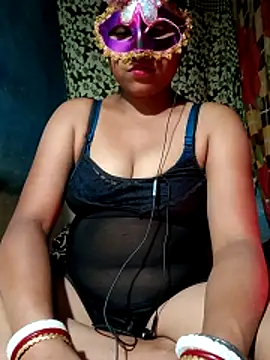 Snapshot of AparnaBoudi chatting on 02.21.26 AparnaBoudi online show from 02.21.26