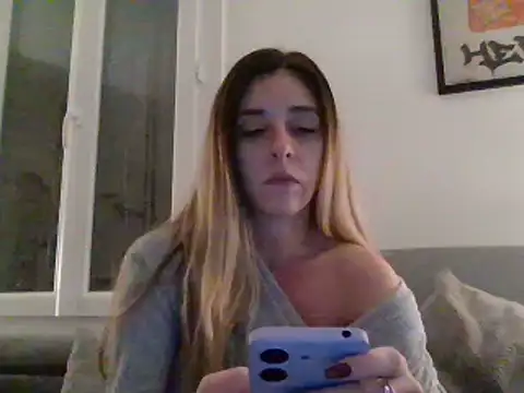 MissBella131 online show from 12.09.24