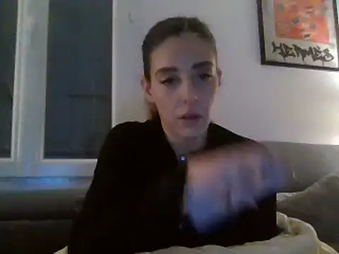 MissBella131 online show from 12.10.24