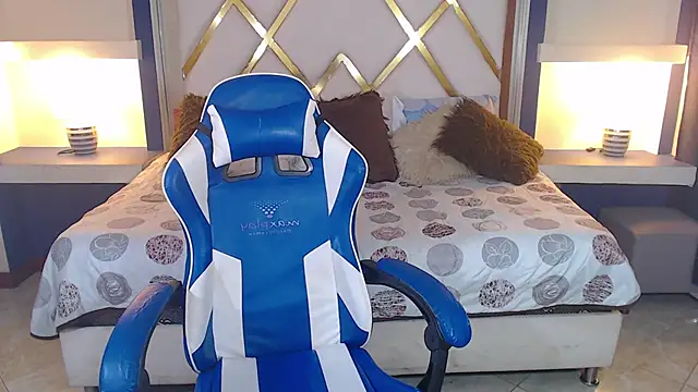 Snapshot of Perla_prg chatting on 03.01.25 Perla prg online show from 03.01.25