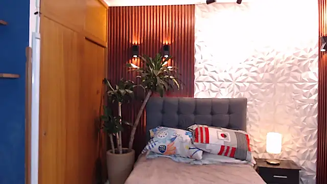 Snapshot of Perla_prg chatting on 03.12.25 Perla prg online show from 03.12.25