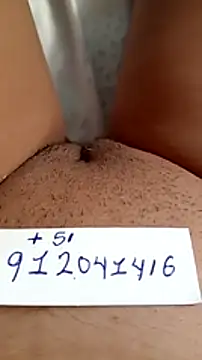 Snapshot of Khaleyssi chatting on 01.12.25 Khaleyssi online show from 01.12.25