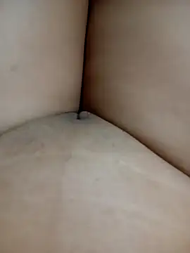 Snapshot of Khaleyssi chatting on 02.18.26 Khaleyssi online show from 02.18.26