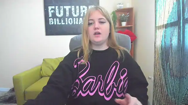 Snapshot of Doliss chatting on 03.03.25 Doliss online show from 03.03.25