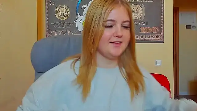 Snapshot of Doliss chatting on 03.06.25 Doliss online show from 03.06.25