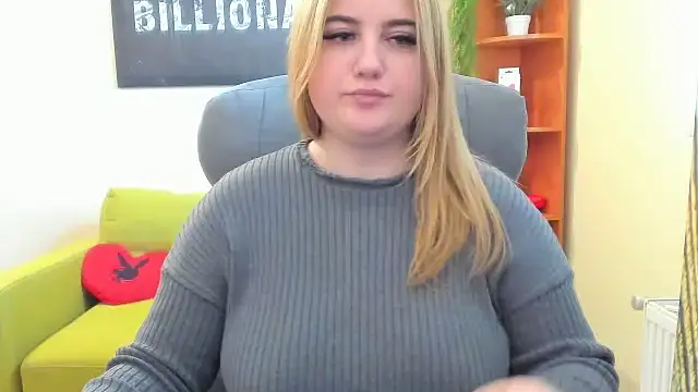 Snapshot of Doliss chatting on 03.13.25 Doliss online show from 03.13.25