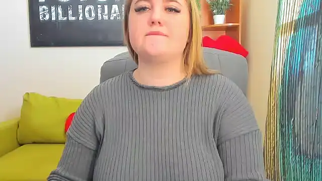 Snapshot of Doliss chatting on 03.20.25 Doliss online show from 03.20.25