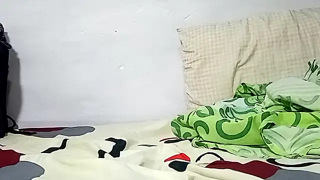 Snapshot of wilialex chatting on 02.19.25 wilialex online show from 02.19.25