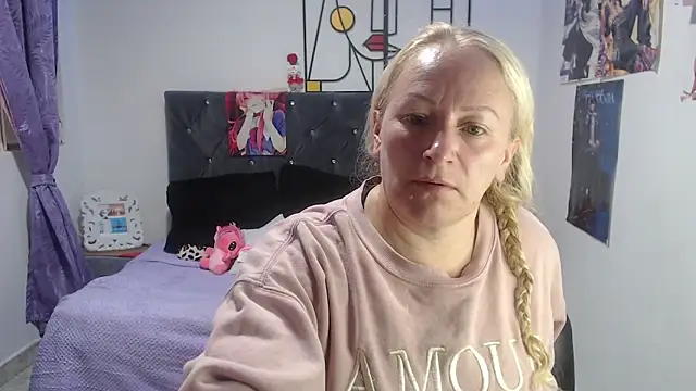 Snapshot of emperabigbootybigass chatting on 06.02.26 emperabigbootybigass online show from 06.02.26