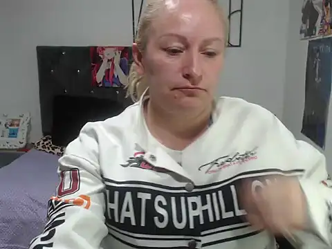 Snapshot of emperabigbootybigass chatting on 06.22.26 emperabigbootybigass online show from 06.22.26