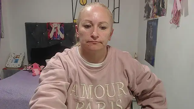 Snapshot of emperabigbootybigass chatting on 07.08.26 emperabigbootybigass online show from 07.08.26