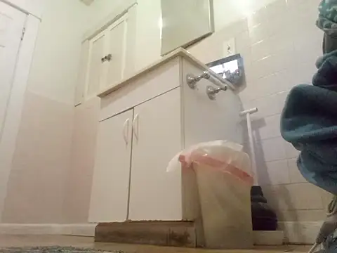 Snapshot of DevinToore chatting on 03.11.26 DevinToore online show from 03.11.26