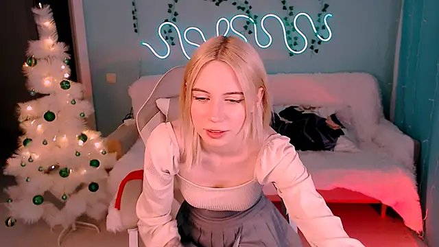 Snapshot of Sweet_Richal chatting on 12.16.24 Sweet Richal online show from 12.16.24