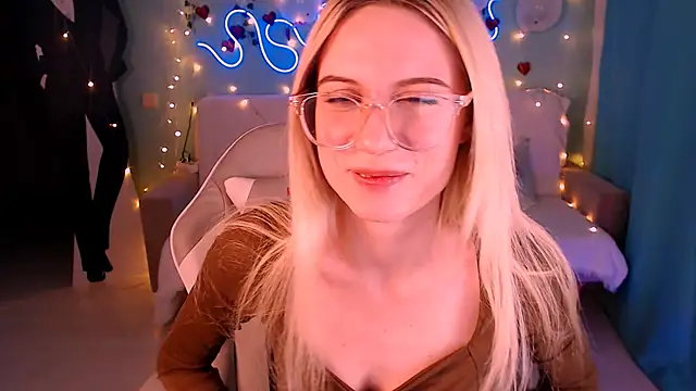 Snapshot of Sweet_Richal chatting on 02.17.25 Sweet Richal online show from 02.17.25