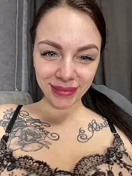 Snapshot of Lola_Hale chatting on 02.05.26 Lola Hale online show from 02.05.26