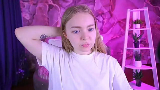 EmilySunshineS online show from 11.12.25