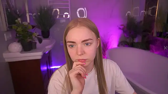 EmilySunshineS online show from 05.02.26